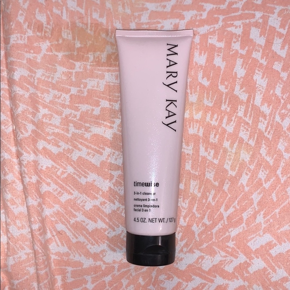 Mary Kay timewise 3 in 1 cleanser